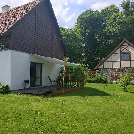 Apartament Przy Kamiennej Chacie Zalewo  Exterior photo